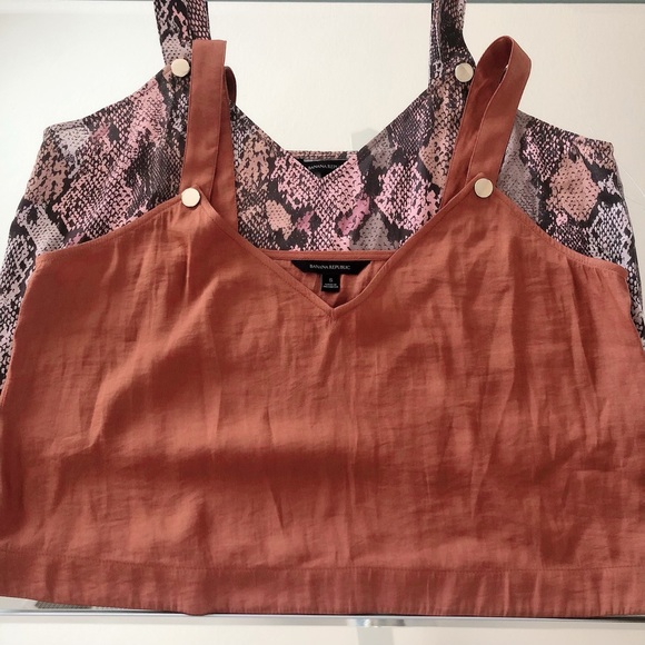 Banana Republic Tops - Banana Republic Crop Top (Bundle)